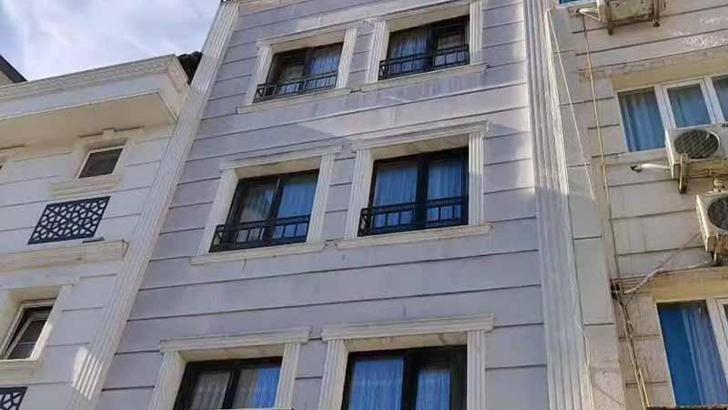 Fatih'te Böcek ailesinin kaldığı oteldeki 3 turistin tedavisi sürüyor