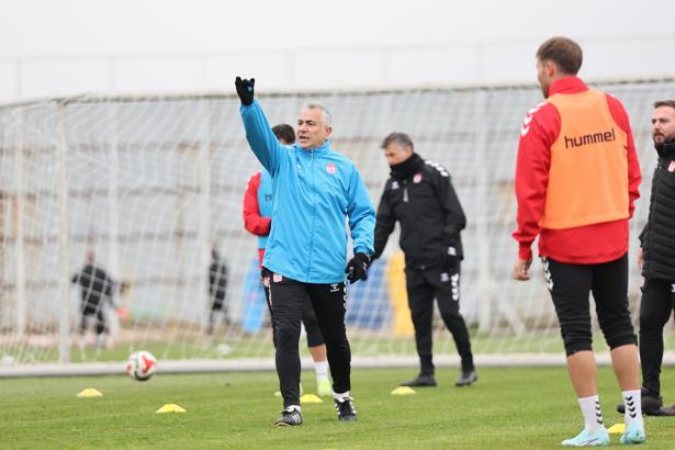 Sivasspor, Esenler Erokspor maçı hazırlıklarını sürdürdü