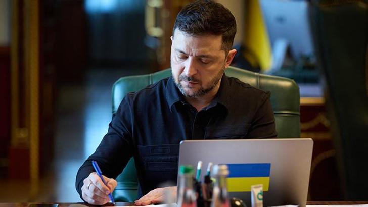 Zelenskiy: Rusya bir haftada yaklaşık 1000 İHA ve 980 güdümlü hava bombası fırlattı