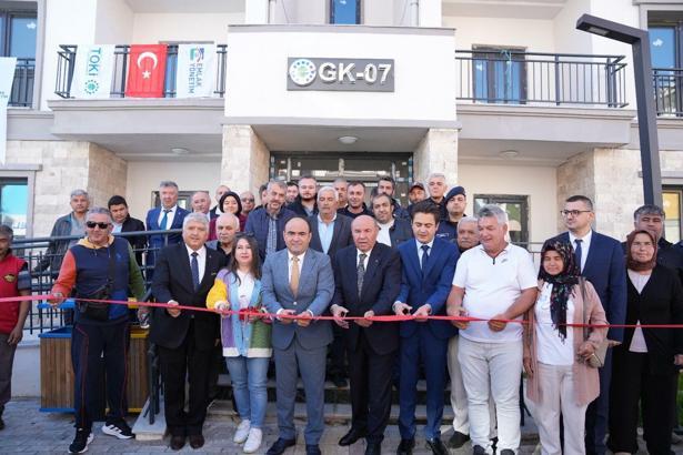 Muğla Seydikemer'de 304 konut ve 8 iş yeri hak sahiplerine teslim edildi