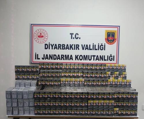 Diyarbakır’da 5 kilo altın, 10 bin paket sigara ele geçirildi