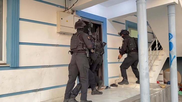İzmir merkezli 2 ilde 'Medeler' suç örgütüne operasyon: 14 gözaltı