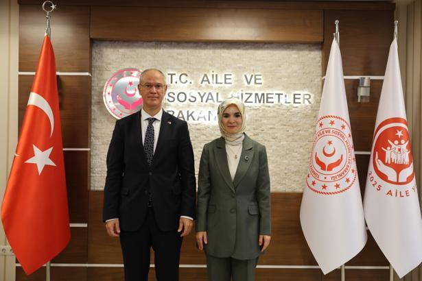 Bakan Göktaş, KKTC Çalışma ve Sosyal Güvenlik Bakanı Hasipoğlu ile görüştü