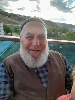 Yolun karşısına geçmek isterken minibüsün çarptığı yaya öldü