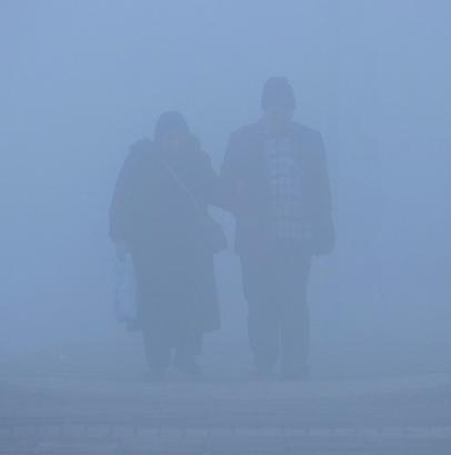 Erzurum'da sis etkisini sürdürüyor