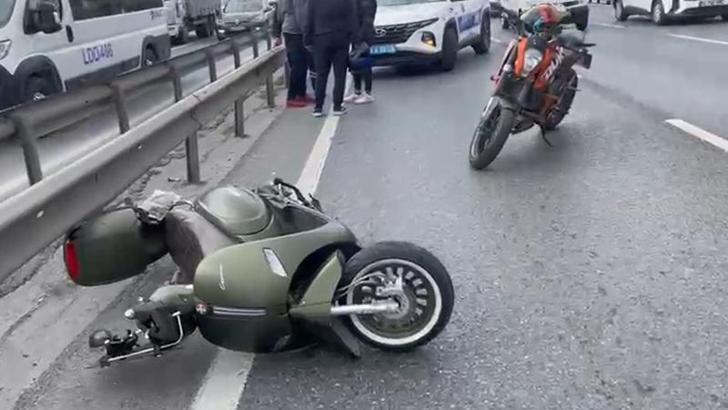 Küçükçekmece'de motosiklet kazası: 1 ölü 1 ağır yaralı