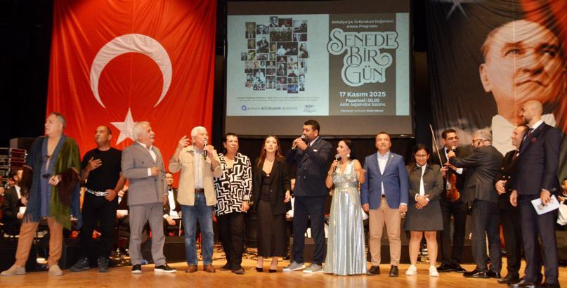 Antalya'da iz bırakanlar sahnede