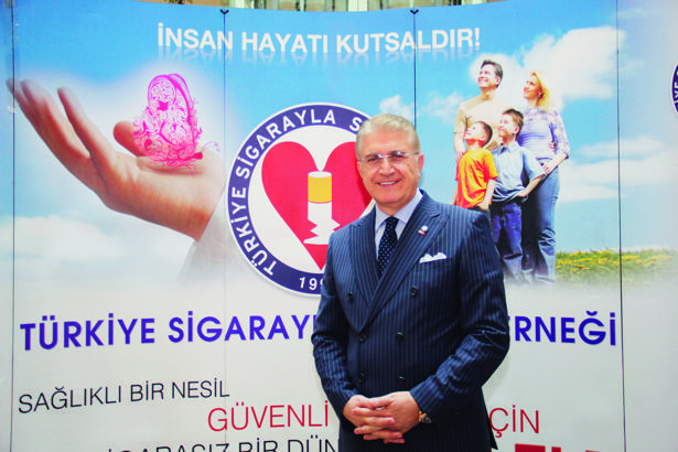 TSSD Genel Başkanı Prof. Dr. Aydın: Nikotin, genç zihinleri sessizce esir alıyor