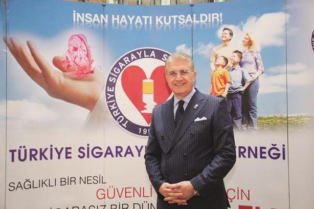 TSSD Genel Başkanı Prof. Dr. Aydın: Nikotin, genç zihinleri sessizce esir alıyor