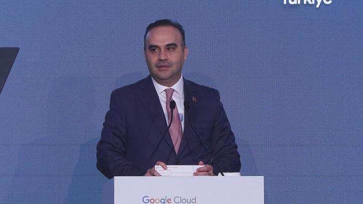 Bakan Kacır: Veri işleme ve depolamada Türkiye'yi bölgesel merkez konumuna taşımayı hedefliyoruz