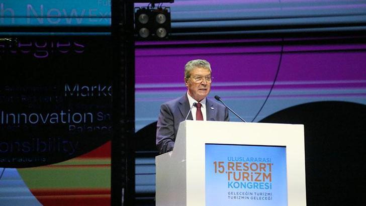 KKTC Başbakanı Üstel: Güneye gelen turistlerin kuzeye geçişinin engellenmesi turizm etiğine aykırıdır