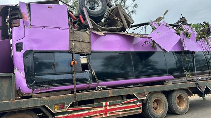 Kamboçya'da otobüs kazası: 13 ölü, 24 yaralı