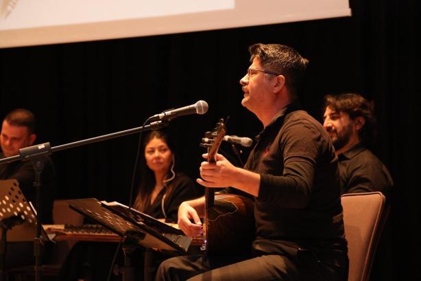 Niğde'de öğretmenlerden 'Gönülden Bir Seda Şiir ve Müzik Gecesi'