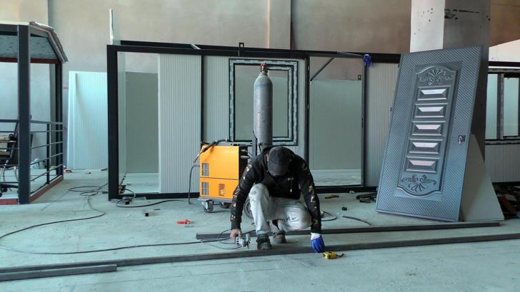 Babalarının isteğiyle, İstanbul'daki konteyner fabrikalarını deprem riski altındaki Bingöl'e taşıdılar / Ek fotoğraflar