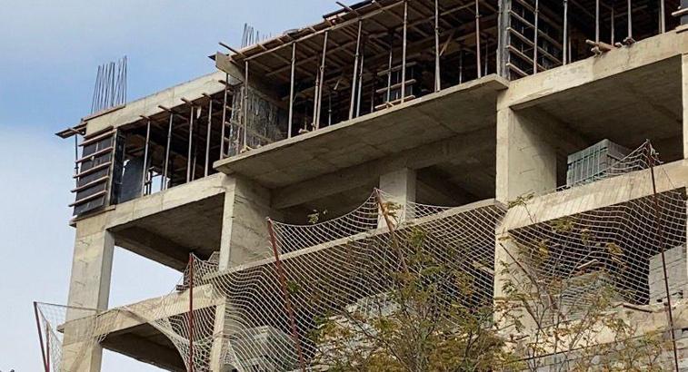 Elazığ'da inşaattan düşen işçi öldü