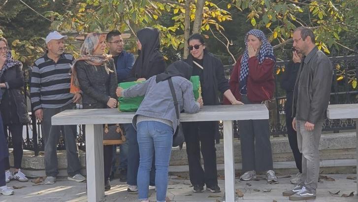 İstanbul- Büyükçekmece'de trafik kazasında hayatını kaybeden Kaan bebek toprağa verildi