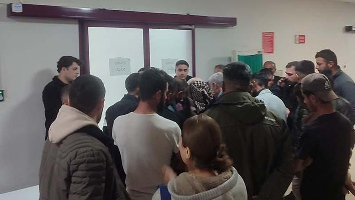 Kargo aracının çarptığı 2 yaşındaki Miran, ağır yaralandı