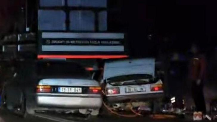 Çorum'da park halindeki vince, peş peşe iki otomobil çarptı: 1 ölü, 1 yaralı