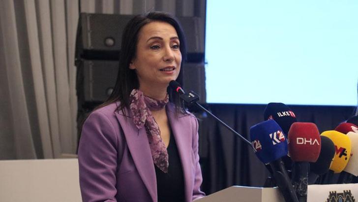 Hatimoğulları: Cumhuriyet'in kurucu partisinin Ada'ya gitmekten imtina etmesi bizleri üzmüştür