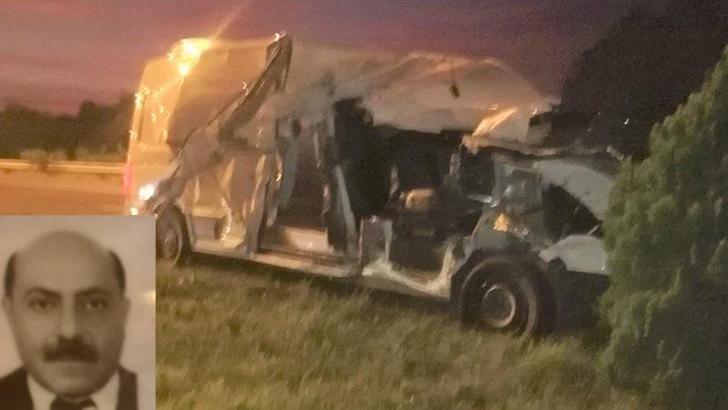 Minibüs, TIR'a arkadan çarptı; 1 ölü, 2 yaralı