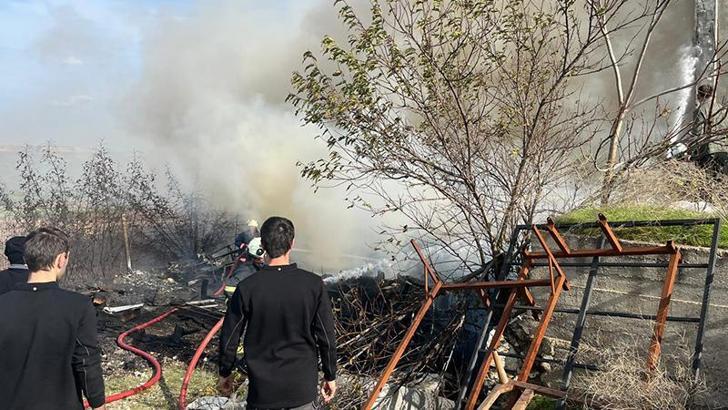 Edirne'de mobilya mağazasının deposunda yangın