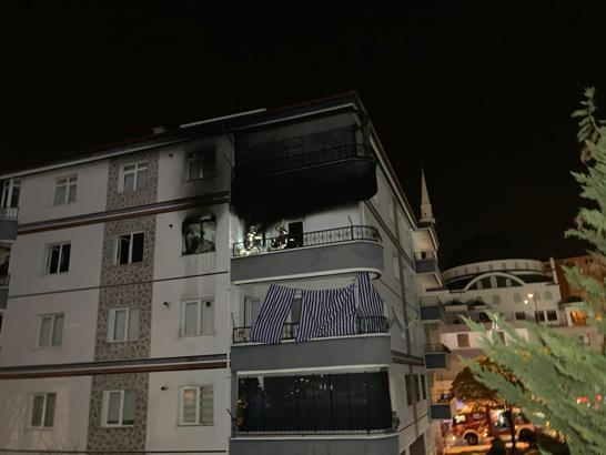 Ankara’da 4 katlı binada patlama: 1 yaralı