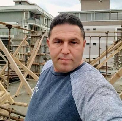 Çalıştığı inşaattan düşüp, öldü