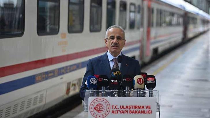Bakan Uraloğlu: 2028'de iltisak hattı uzunluğunu, 608 kilometreye ulaştırmayı hedefliyoruz