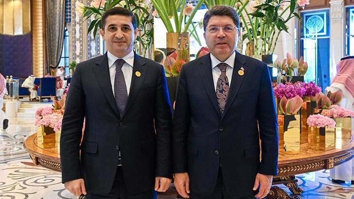 Bakan Tunç, Azerbaycanlı mevkidaşı Ahmedov ile bir araya geldi