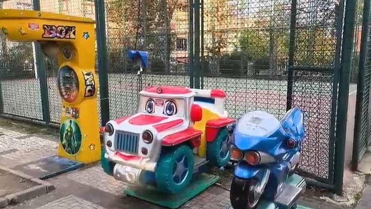 Bağcılar'da elektrikli oyuncaklara binen 5 çocuk akıma kapıldı; park mühürlendi