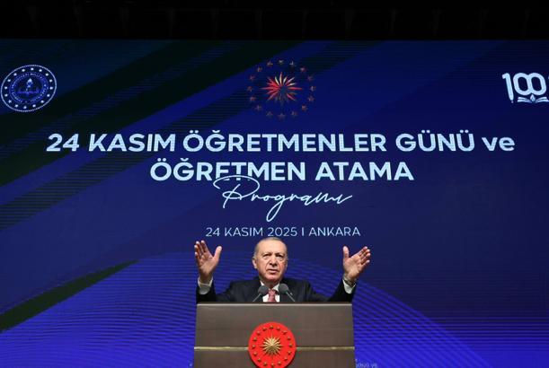 Cumhurbaşkanı Erdoğan: Evlatlarımız 20-25 kişilik sınıflarda eğitim görüyor