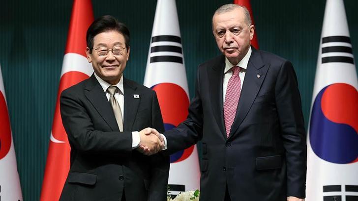 Cumhurbaşkanı Erdoğan, Güney Kore Cumhurbaşkanı Lee'yi resmi törenle karşıladı