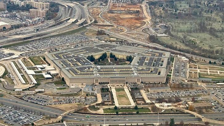Pentagon, askerleri ‘Trump'a itaatsizliğe çağıran’ Demokrat Senatör aleyhinde soruşturma başlattı