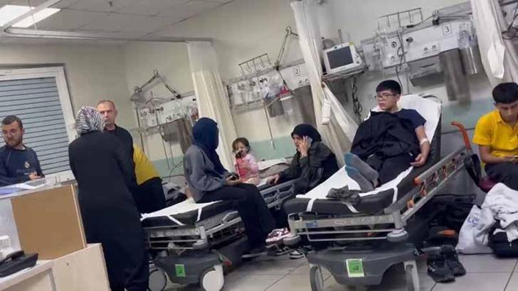 Kantinden tatlı yiyen 8 öğrenci, zehirlenme şüphesiyle hastaneye kaldırıldı