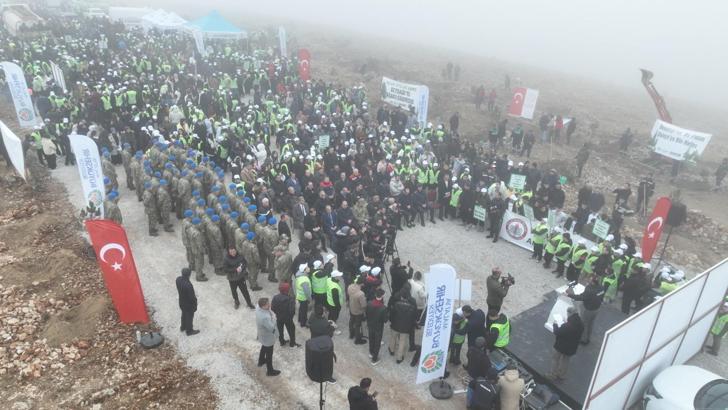 Malatya'da 10 bin 444 fidan toprakla buluştu