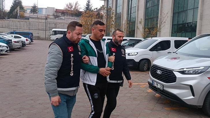 Ağabeyini 'kanepe' kavgasında bıçaklayan şüpheli tutuklandı