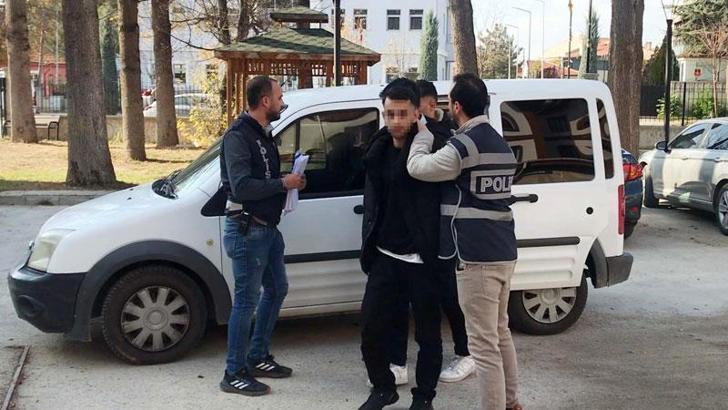 Telefonla aradıkları kadını 2 milyon lira dolandıran şüpheliler, tutuklandı