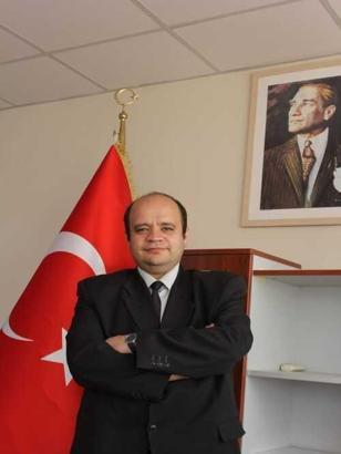 Evinde ölü bulunan bölüm başkanı, kalp krizi geçirmiş