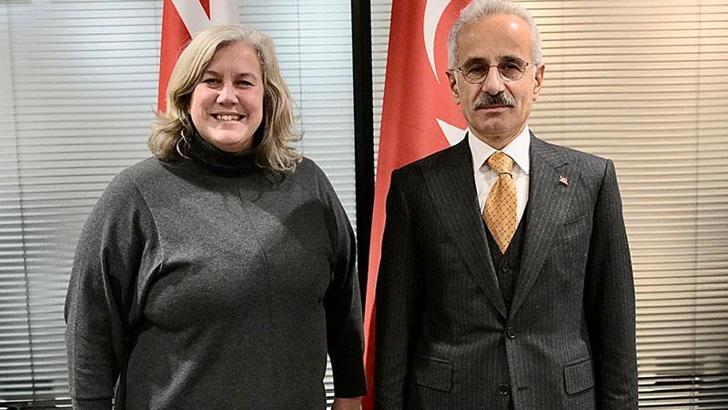 Bakan Uraloğlu, İngiltere Ulaştırma Bakanı Alexander ile bir araya geldi
