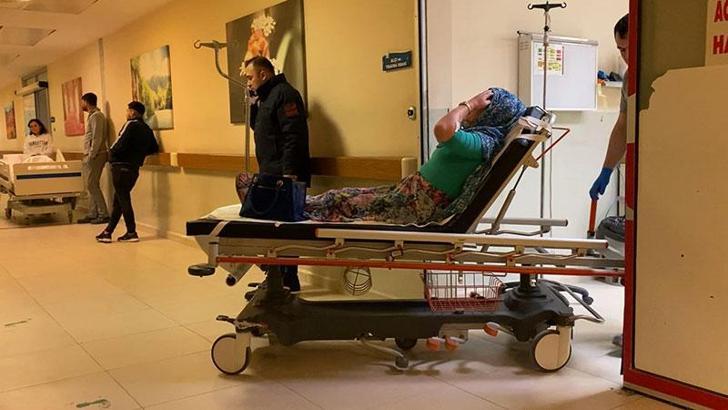 Lastiği patlayan otomobil şarampole yuvarlandı, 1 yaralı