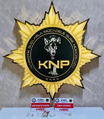 Kars'ta 'torbacı' operasyonunda 2 tutuklama