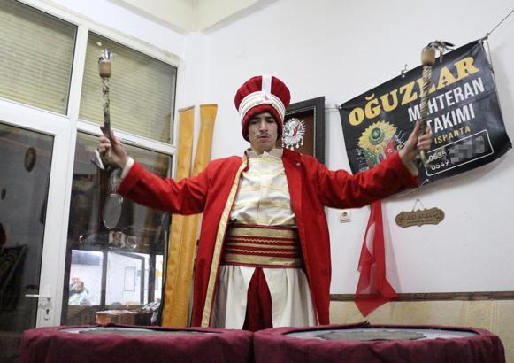 Kreşte tanıştığı mehtere 15 yılını verip, kendi ekibini kurdu