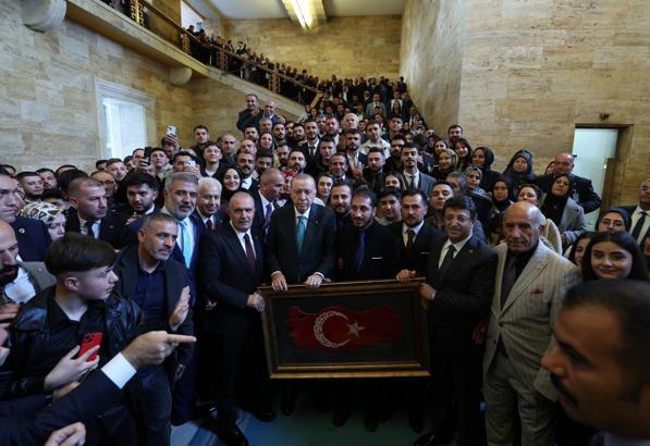 102 Vanlı genç Ankara'da Cumhurbaşkanı Erdoğan'ı ziyareti