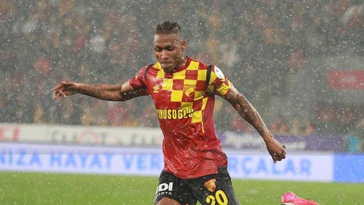 Göztepe'de Miroshi formayı kaptı