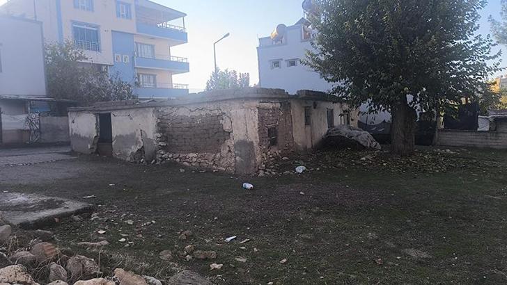 Kaçırılmış gibi davranıp, ailesinden 8 cumhuriyet altını fidye istedi