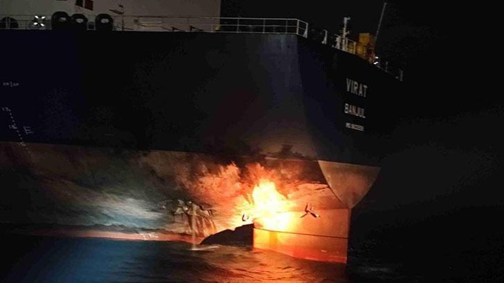 Denizcilik Genel Müdürlüğü: Karadeniz'de VIRAT isimli tanker isabet aldı; 20 personelin durumu iyi