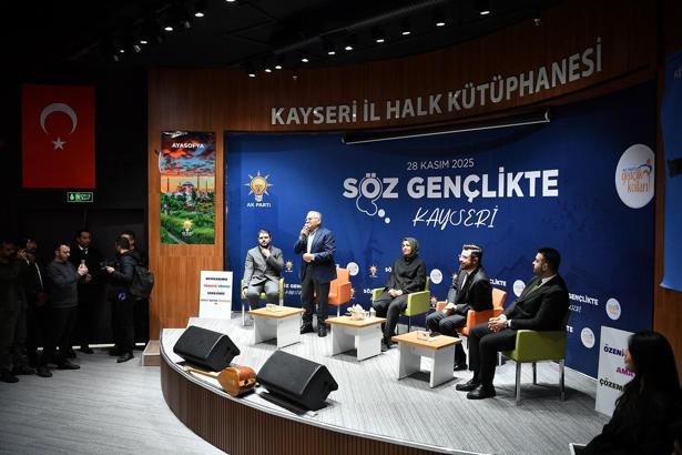AK Parti’li Kaya ve Başkan Büyükkılıç, millet bahçesinde gençlerle buluştu