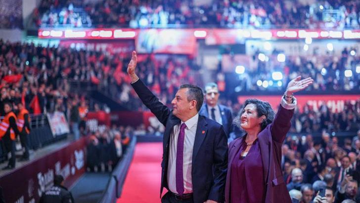 Özgür Özel: CHP, bizi eskiye döndürmek isteyenlerden arınacak