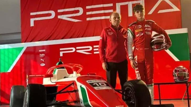 Genç Türk pilot Alp Aksoy, Formula Trophy sezonunun açılış yarışını kazandı