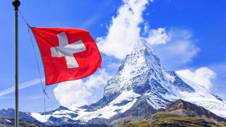 İsviçre, kadınlar için zorunlu askerliği referanduma götürdü